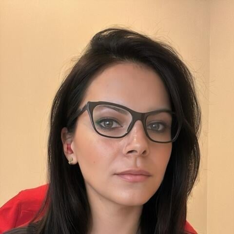 Manolya Akdemir